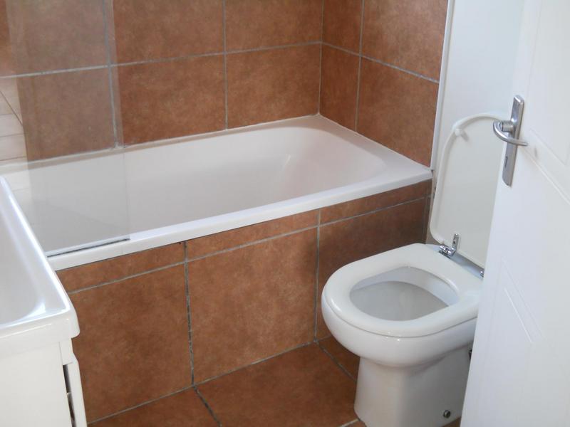 To Let 2 Bedroom Property for Rent in Highbury Western Cape